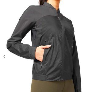 Lululemon "Run On" Jacket Size 4